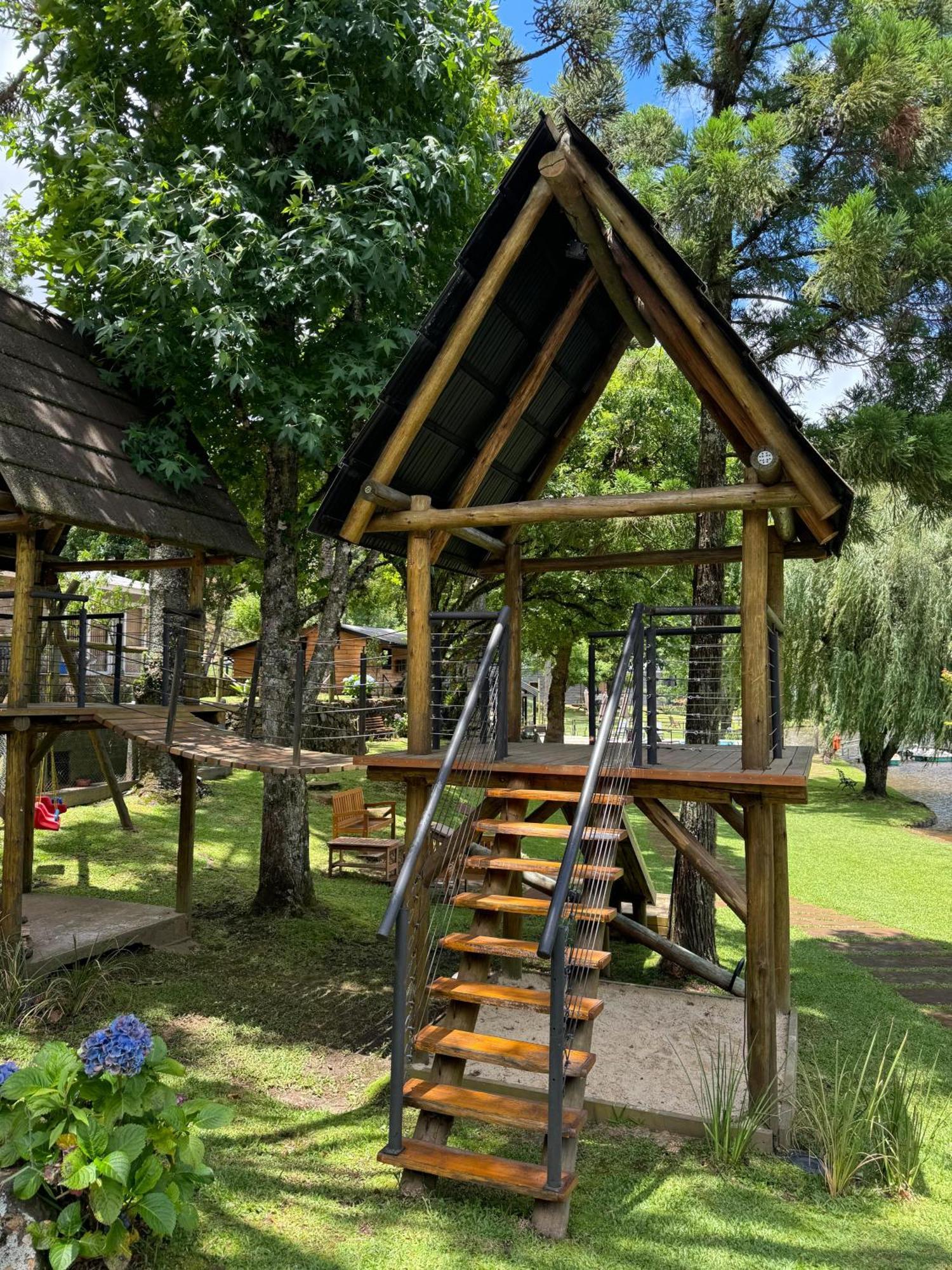 Celeiro Village Lodge *