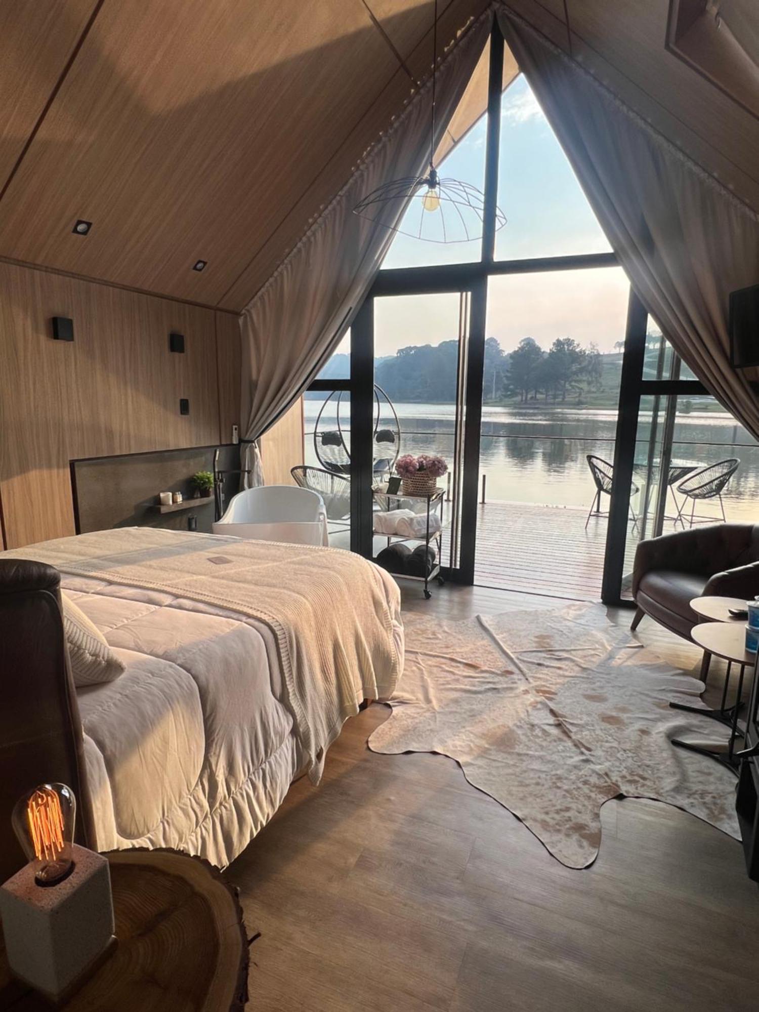 Celeiro Village Lodge *