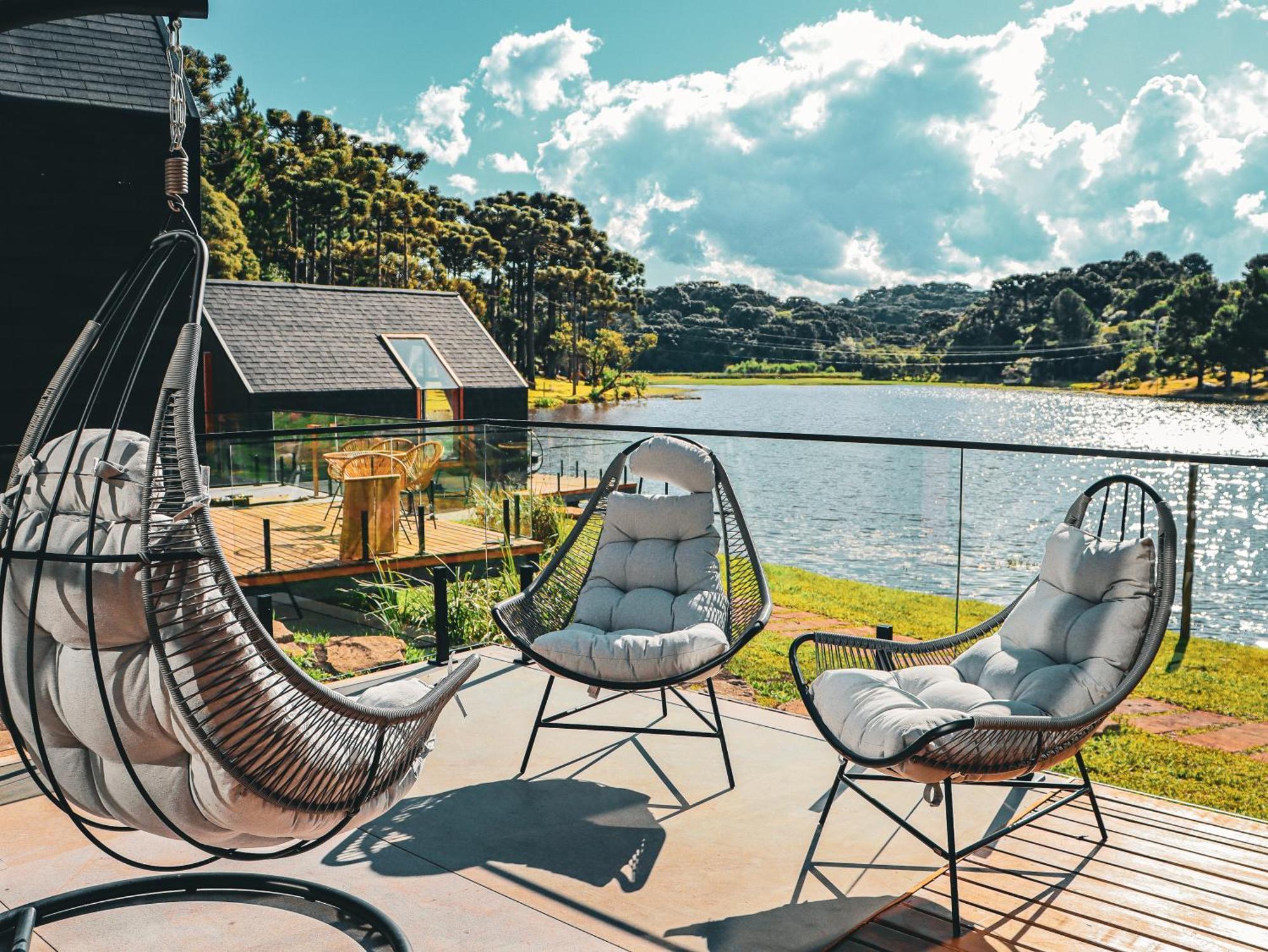 Celeiro Village Lodge *