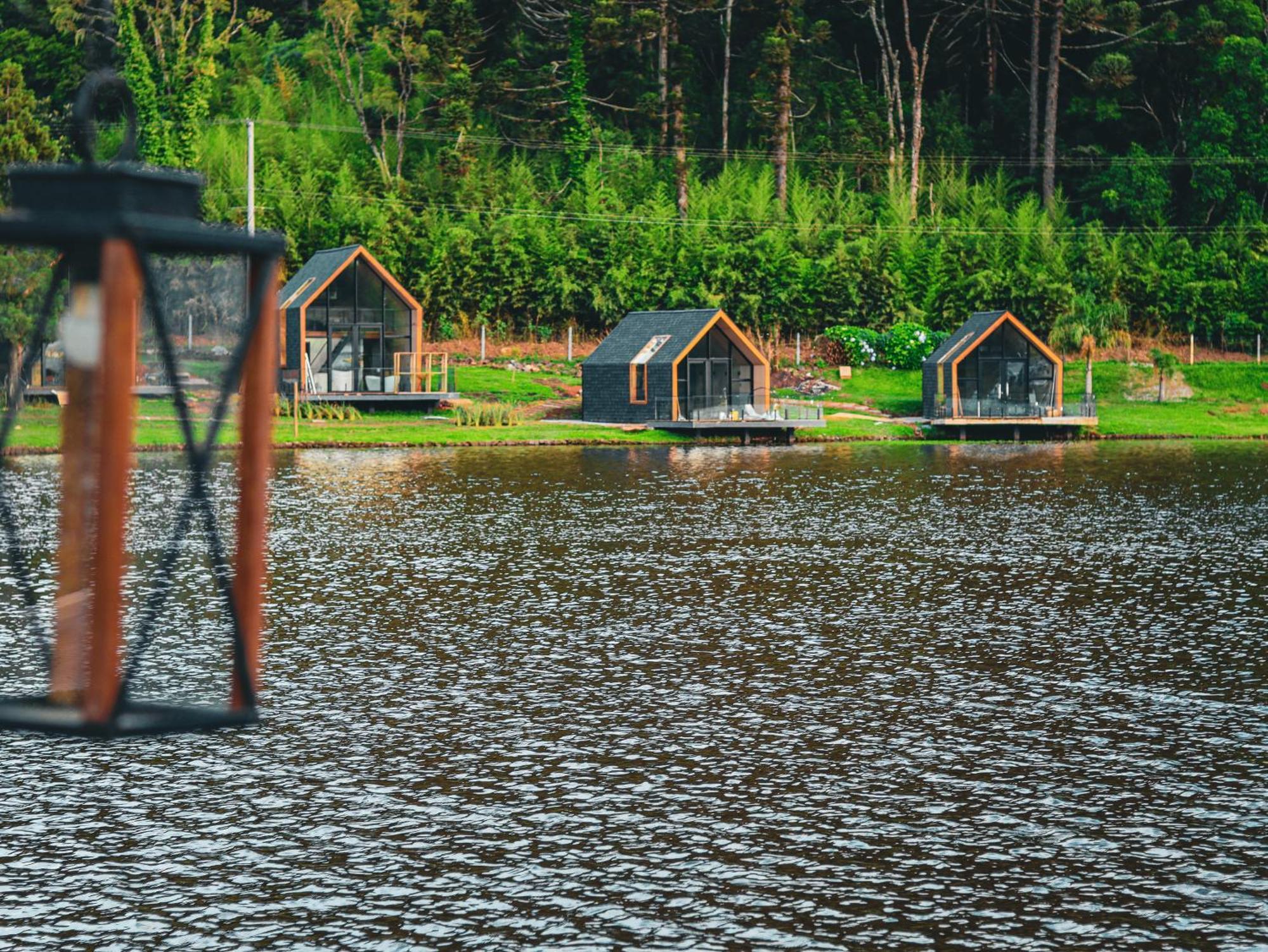 Celeiro Village Lodge *